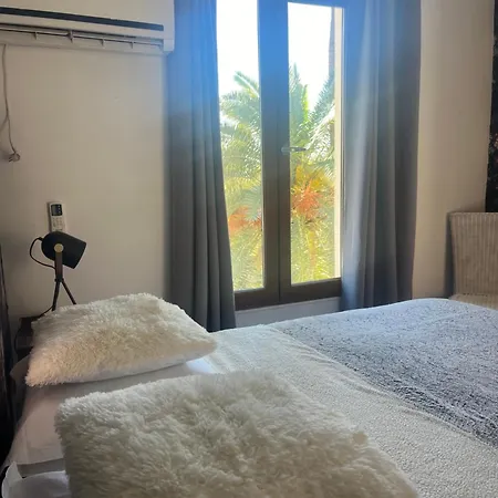 Gabriel Apartment *